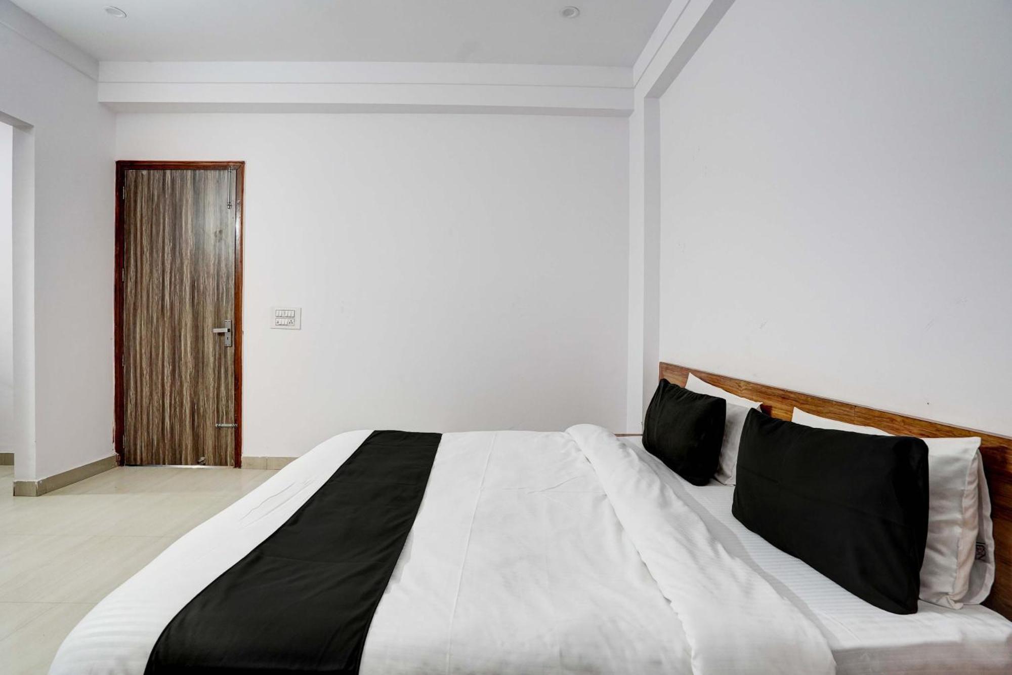 Collection O Aqua Inn Gurgaon Ngoại thất bức ảnh